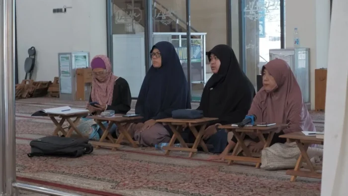 hukum mempelajari al quran